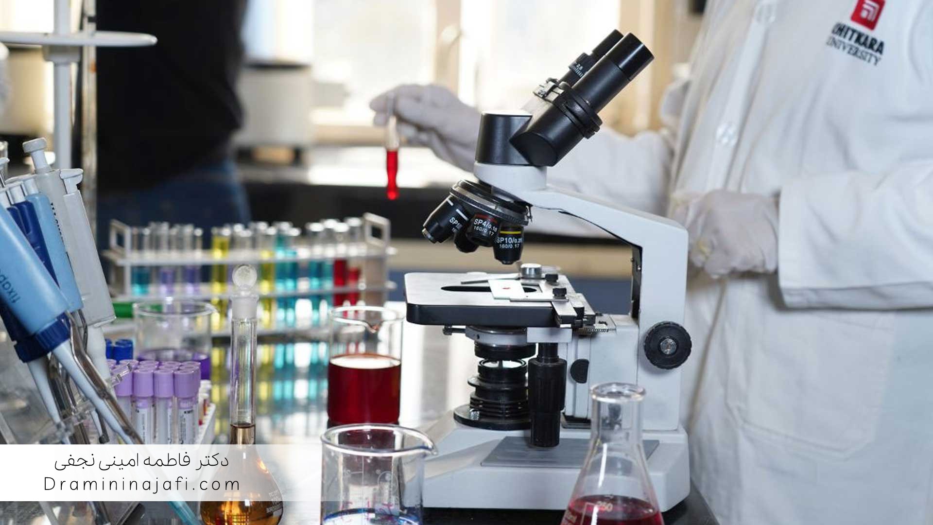 نکات مهم در آماده‌سازی میز کار استریل و نمونه‌برداری مواد آزمایشگاهی